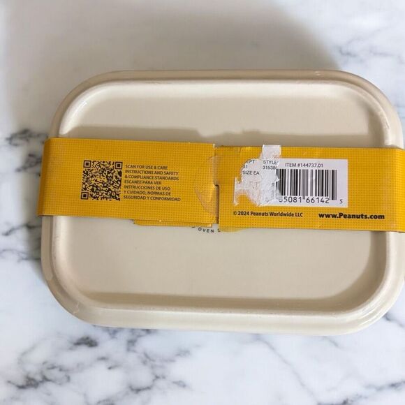 Peanuts Snoopy & The Gang CHOW TIME 32 oz Stoneware Lunch Box Storage & Lid NEW - Picture 4 of 4